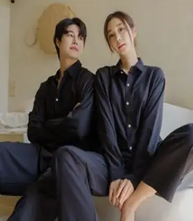 도씨 커플용 실크터치 셔츠형 잠옷 상하의 세트