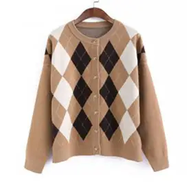 마켓A 여성용 아가일 체크 라운드 버튼 가디건